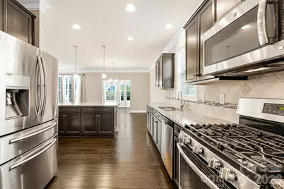 8813 Douglas Palace Court, Charlotte, NC 28278 - Photo 8