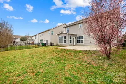8813 Douglas Palace Court, Charlotte, NC 28278 - Photo 38