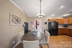 76 Hershel Ln, Swannanoa, NC 28778 - Photo 4