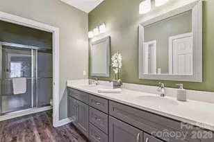 8577 Highland Glen Dr, Charlotte, NC 28269 - Photo 26