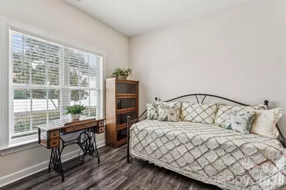 8577 Highland Glen Drive, Charlotte, NC 28269 - Photo 32