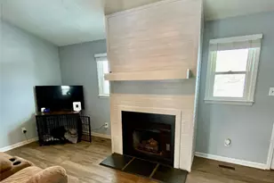 72 Pleasant Garden Dr, Taylorsville, NC 28681 - Photo 6