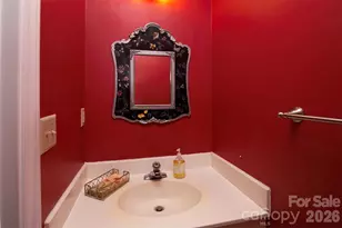 6116 Heath Ridge Ct, Charlotte, NC 28210 - Photo 10