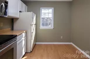 6116 Heath Ridge Ct, Charlotte, NC 28210 - Photo 8