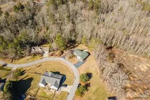 243 Scenic Ridge Dr, Hendersonville, NC 28792 - Photo 6