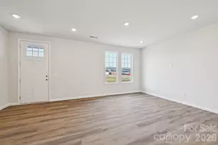 209 Vanguard Ln, Gastonia, NC 28056 - Photo 8