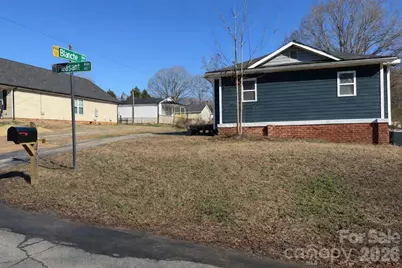 427 Pleasant Avenue, Kannapolis, NC 28081 - Photo 2