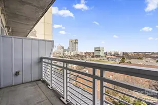 505 E 6th St, Charlotte, NC 28202 - Photo 4