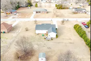 3313 Annie St, Dalzell, SC 29040 - Photo 16