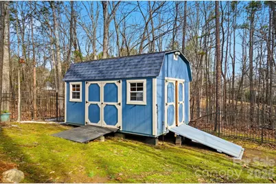 4316 Appaloosa Lane, Charlotte, NC 28215 - Photo 46