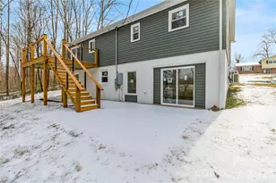 2474 Cedar Valley Dr, Conover, NC 28614 - Photo 2