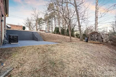 1717 Woodvalley Drive, Charlotte, NC 28216 - Photo 28