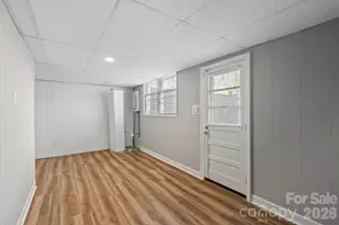 1717 Woodvalley Dr, Charlotte, NC 28216 - Photo 26