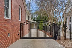 3101 Windsor Dr, Charlotte, NC 28209 - Photo 14