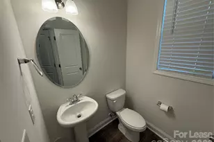 8627 Harris Lake Ln, Charlotte, NC 28269 - Photo 8