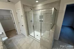 8627 Harris Lake Ln, Charlotte, NC 28269 - Photo 12