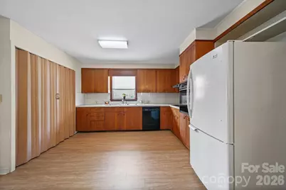701 E Oakwood Avenue, Albemarle, NC 28001 - Photo 10