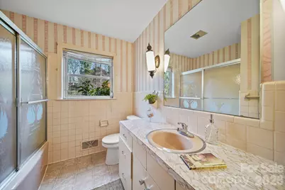 701 E Oakwood Avenue, Albemarle, NC 28001 - Photo 24