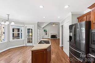 4711 Mountain Point Ln, Charlotte, NC 28216 - Photo 18