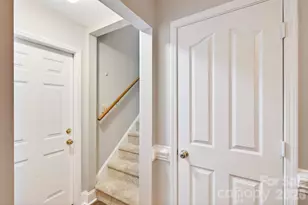4711 Mountain Point Ln, Charlotte, NC 28216 - Photo 32