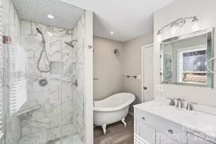 4711 Mountain Point Ln, Charlotte, NC 28216 - Photo 26