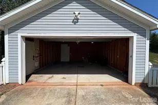 732 Inwood Hill Dr, Gastonia, NC 28056 - Photo 24