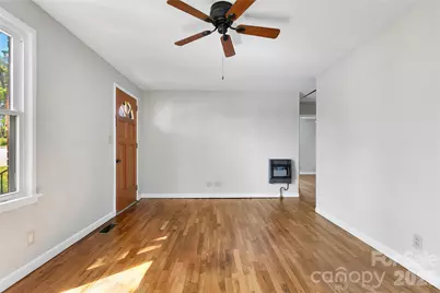 19 Trowbridge Lane, Brevard, NC 28712 - Photo 10