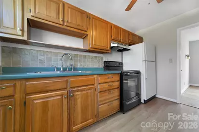 19 Trowbridge Lane, Brevard, NC 28712 - Photo 12