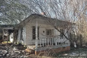 560 5th St, Chester, SC 29706 - Photo 1