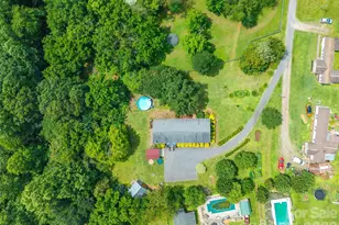 1828 Pine Hollow Pl, Hudson, NC 28638 - Photo 40