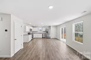 110 Oak Xing Dr, Shelby, NC 28152 - Photo 4