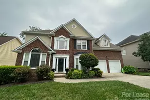 9207 Sandpiper Dr, Charlotte, NC 28277 - Photo 2