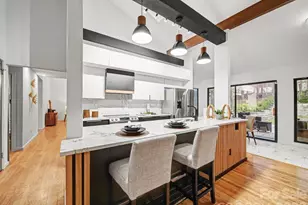 3911 Windwood Cir, Charlotte, NC 28226 - Photo 4