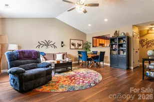 92 Wiltshire Cir, Fletcher, NC 28732 - Photo 4