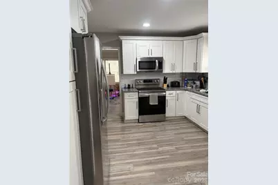 310 N Highland Street, Gastonia, NC 28052 - Photo 4