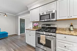 3520 Colony Rd, Charlotte, NC 28211 - Photo 6