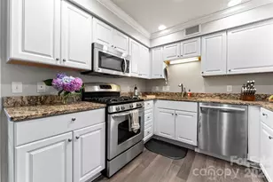 3520 Colony Rd, Charlotte, NC 28211 - Photo 6