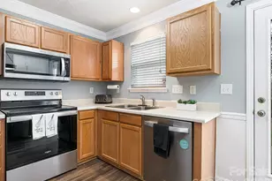 10783 Holly Ridge Blvd, Charlotte, NC 28216 - Photo 10