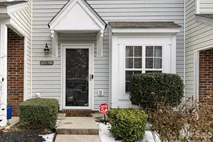 10783 Holly Ridge Blvd, Charlotte, NC 28216 - Photo 2