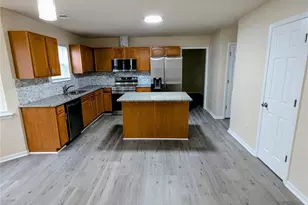 5610 Fenway Dr, Charlotte, NC 28273 - Photo 4