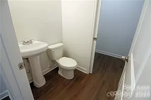 7924 E Lane Dr, Charlotte, NC 28212 - Photo 8