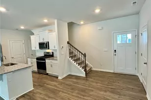 14208 Wilson Mac Ln, Charlotte, NC 28278 - Photo 6