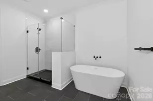 212 Lander St, Charlotte, NC 28208 - Photo 18