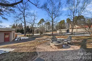 1215 6th St NW, Hickory, NC 28601 - Photo 32