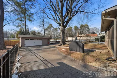 1215 6th Street NW, Hickory, NC 28601 - Photo 34