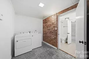 1215 6th St NW, Hickory, NC 28601 - Photo 28