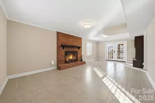 1215 6th St NW, Hickory, NC 28601 - Photo 20