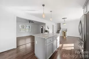 1215 6th St NW, Hickory, NC 28601 - Photo 4