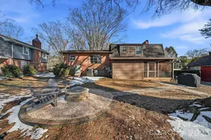 1215 6th St NW, Hickory, NC 28601 - Photo 40