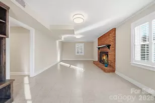 1215 6th St NW, Hickory, NC 28601 - Photo 22